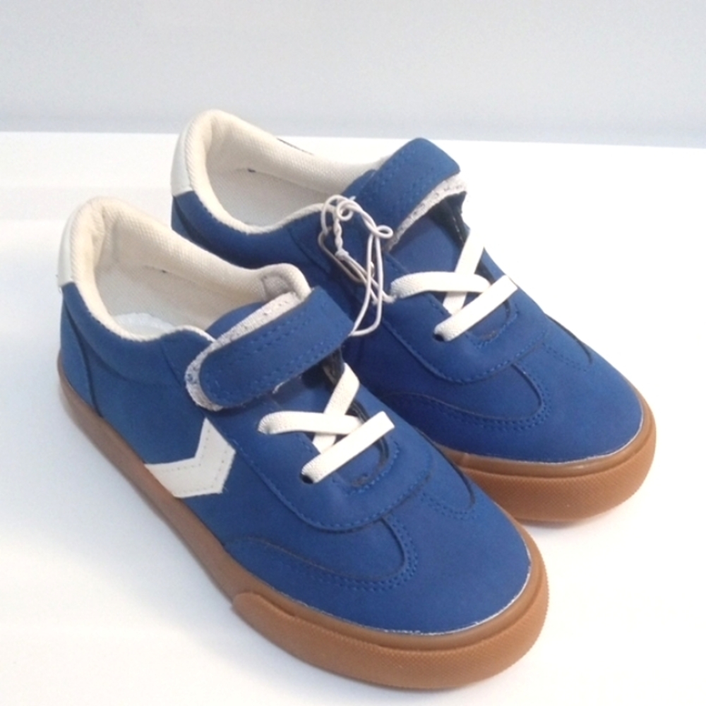 US SPORT BOYS BLUE AND WHITE SNEAKERS WITH VELCRO STRAPS SIZE 11 TODDLER NWT